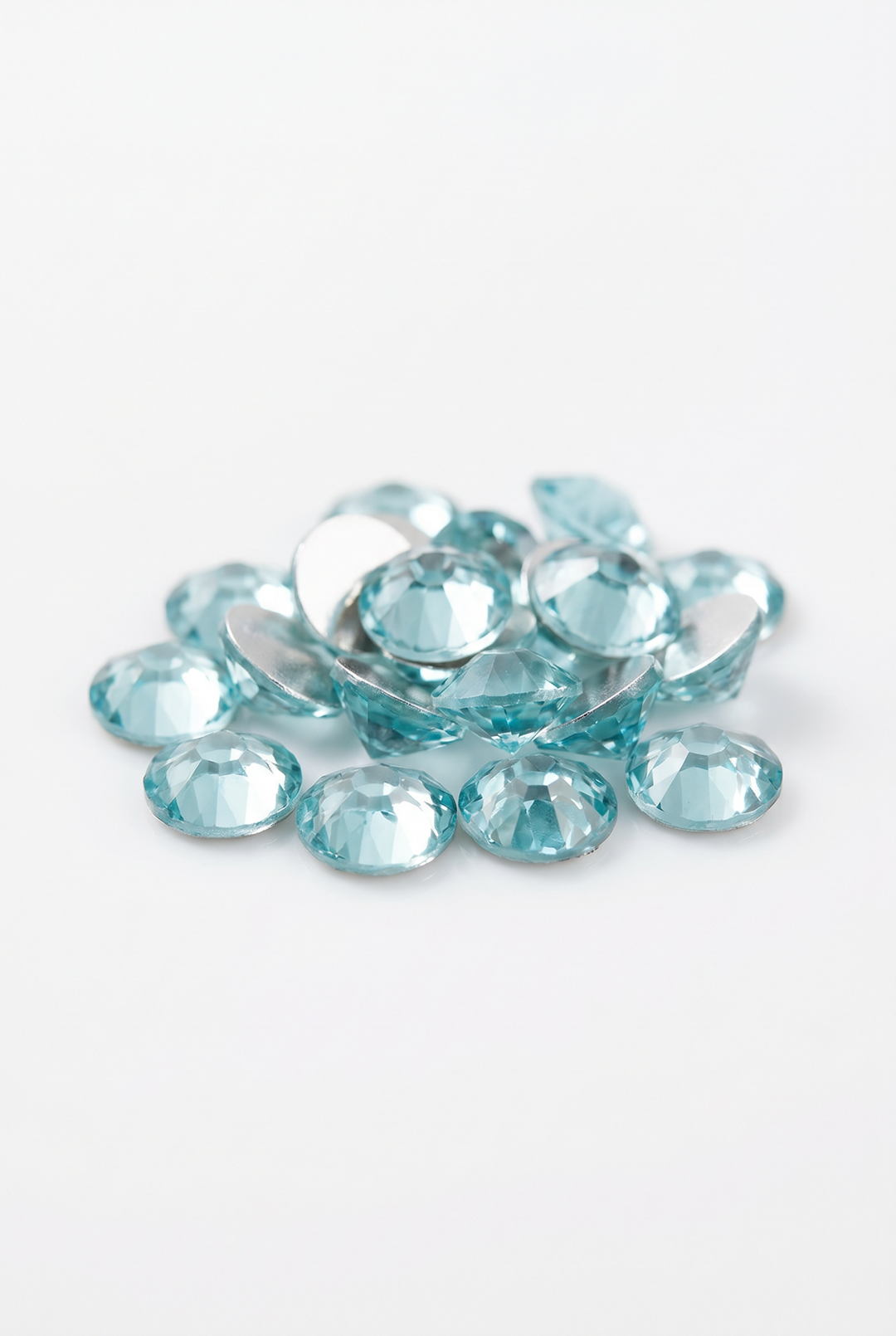 2000, 2058 &amp; 2088 Swarovski Flatback No Hotfix, Aquamarine (202)