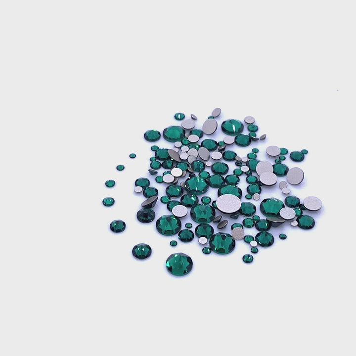 2058 &amp; 2088 Swarovski Flatback No Hotfix Mix Sizes, Emerald (205)
