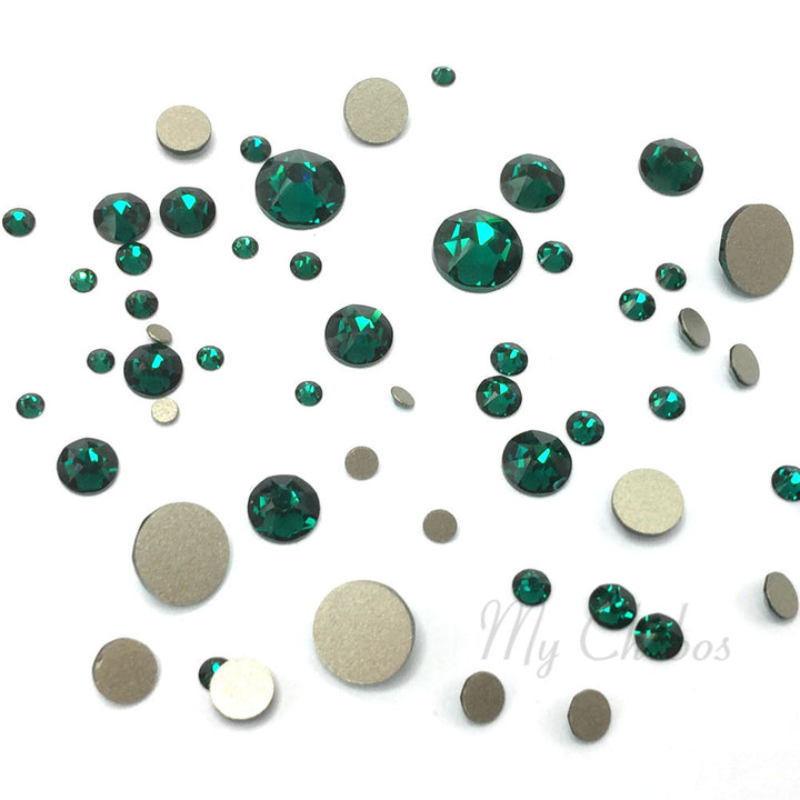 2058 &amp; 2088 Swarovski Flatback No Hotfix Mix Sizes, Emerald (205)